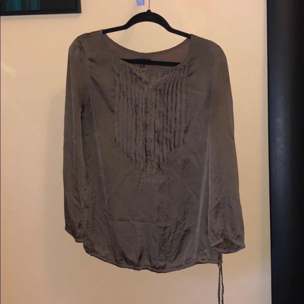 Silky blouse with tie waist